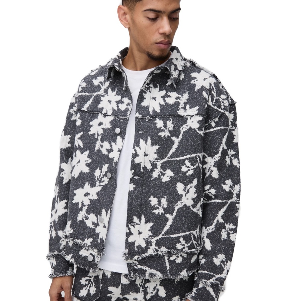 Boohoo Man Regular Fit Floral Tapestry Overshirt